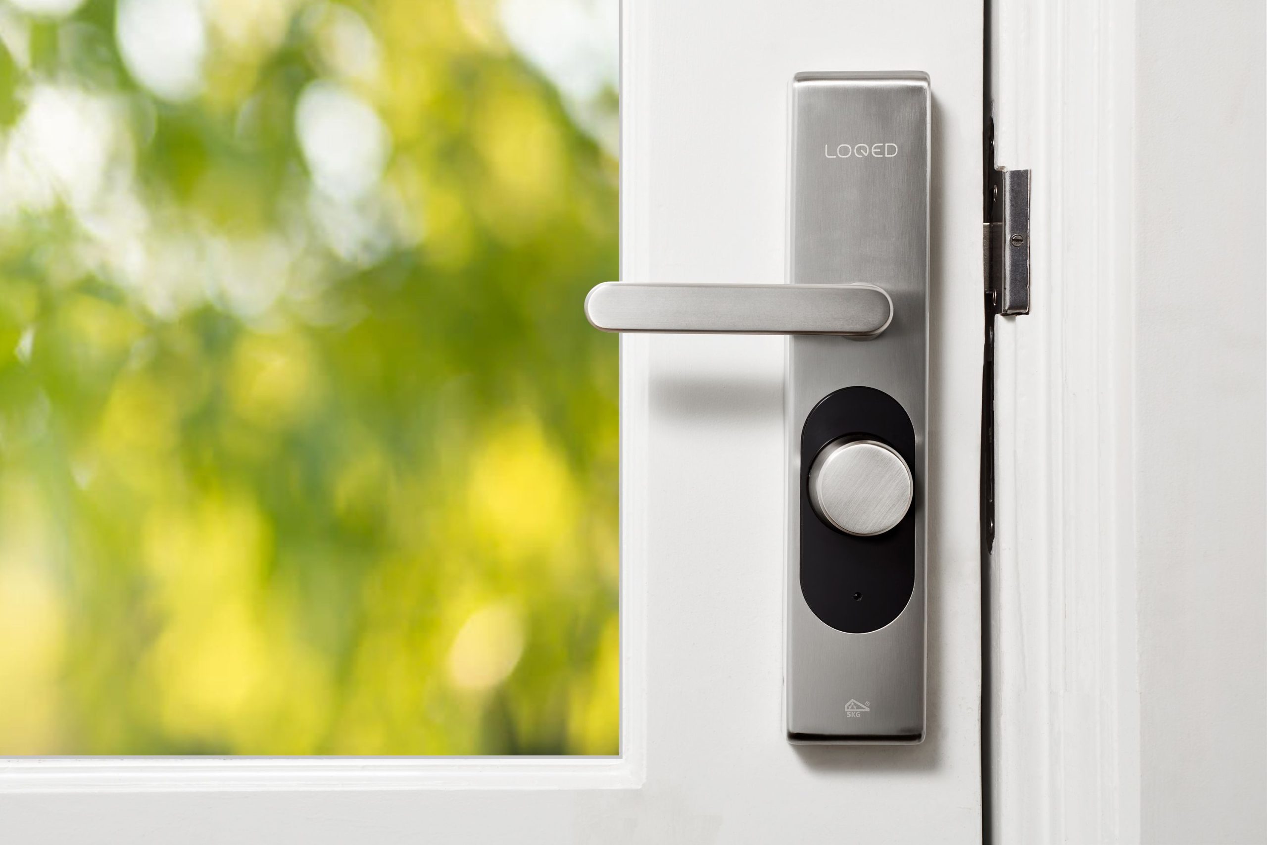 Are smart locks safe — a modern smart lock installed on a home door