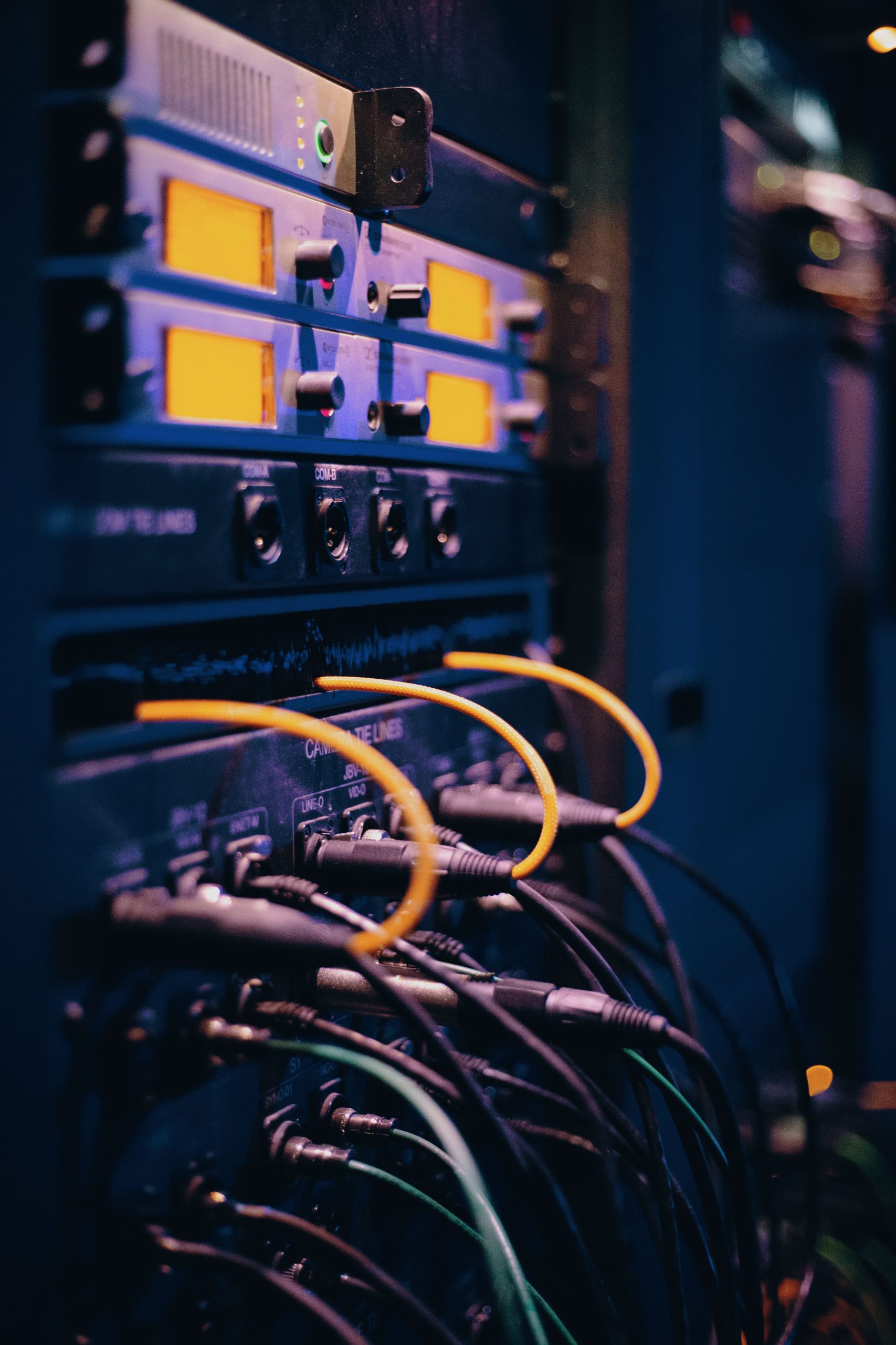 Zigbee vs WiFi vs Thread smart home protocol comparison